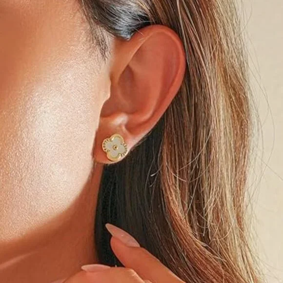 Women's Gold Plated 925 Silver Post Clover Shaped Dainty CZ Stud Earrings - Picture 5 of 5